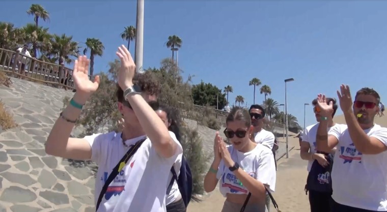 Music Meets Tourism organiza una acción de protesta en las Dunas de Maspalomas